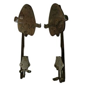 Vintage Antique Barney & Berry Metal Ice Skates Size 11 Springfield Mass Clamp